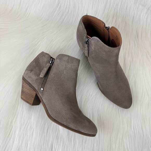 FRYE Judith Suede Ankle Double Zip Western Ankle Boot Bootie Sz Shoes 6.5 Taupe - Picture 1 of 10